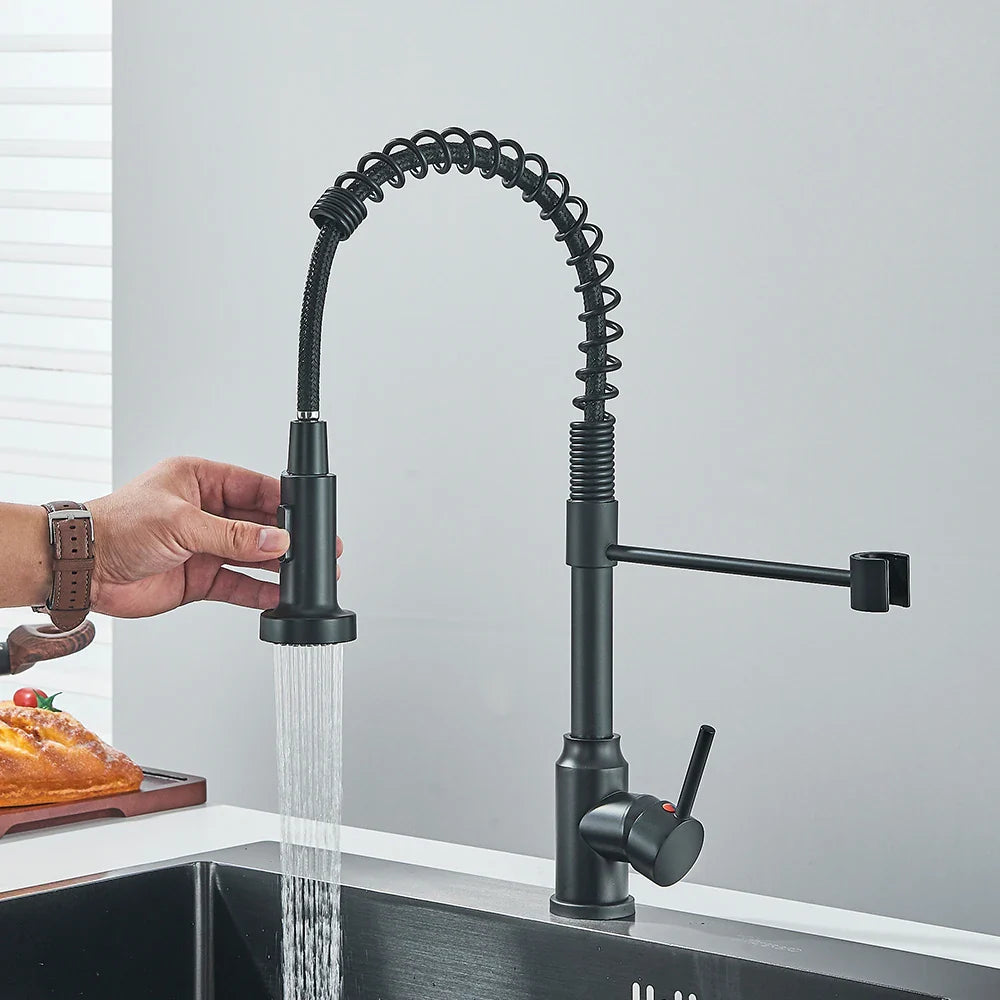 Pull-Down Single-Handle Kitchen Faucet Deck-Mounted Hot and Cold Tap — Matte Black, Brushed Nickel, Chrome
