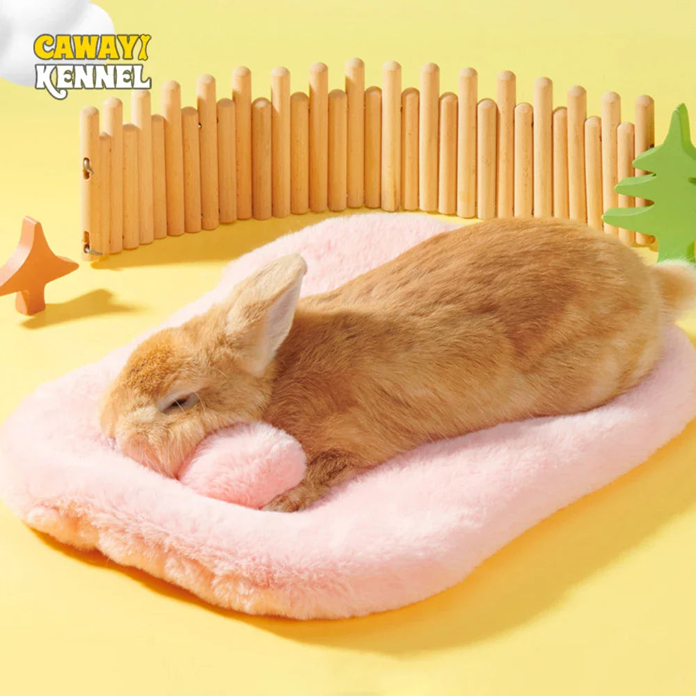Small Fleece Pet Bed Mat — Warm Autumn/Winter Nest for Guinea Pig Hamster Rabbit Chinchilla Squirrel Hedgehog