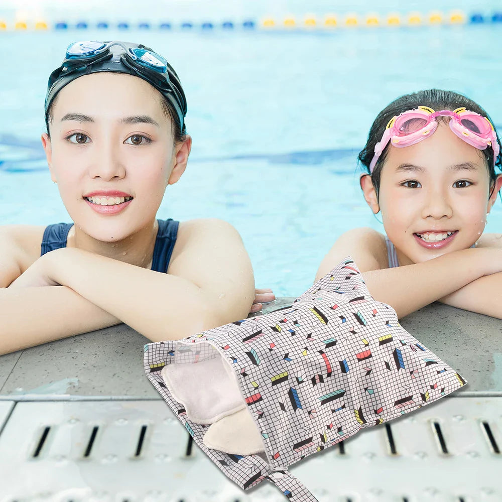 Waterproof Wet Bag 30 x 40 cm (11.8 x 15.7 in) Reusable Washable Diaper & Swim Pouch for Travel